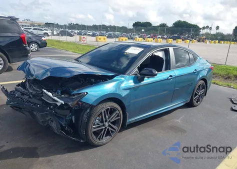 2025 Toyota Camry Xse z USA, uszkodzony, nr VIN 4T1DBADK9SU018839